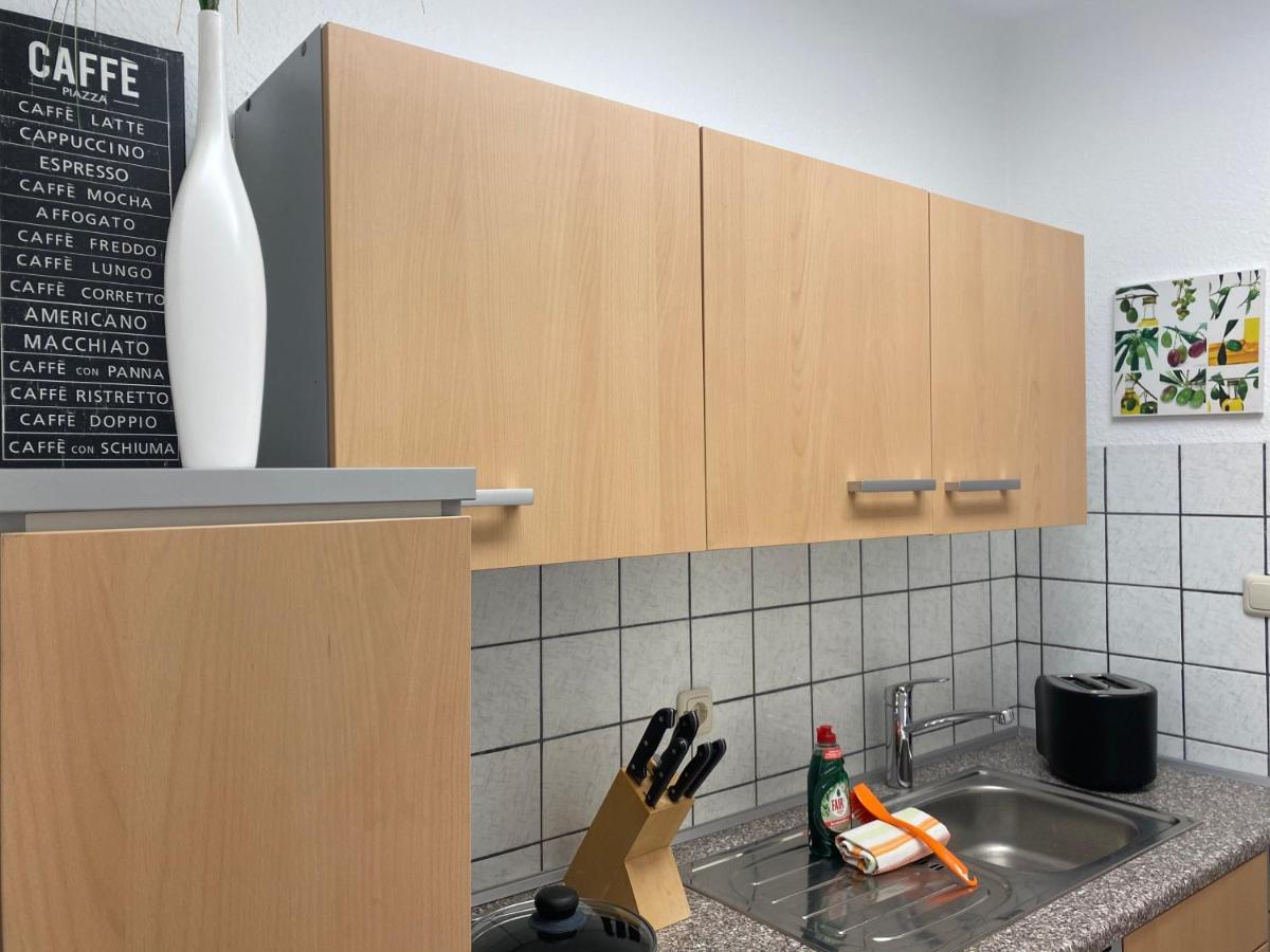 gemütliche Ferienwohnung am Ringpark Wurzburgo Exterior foto