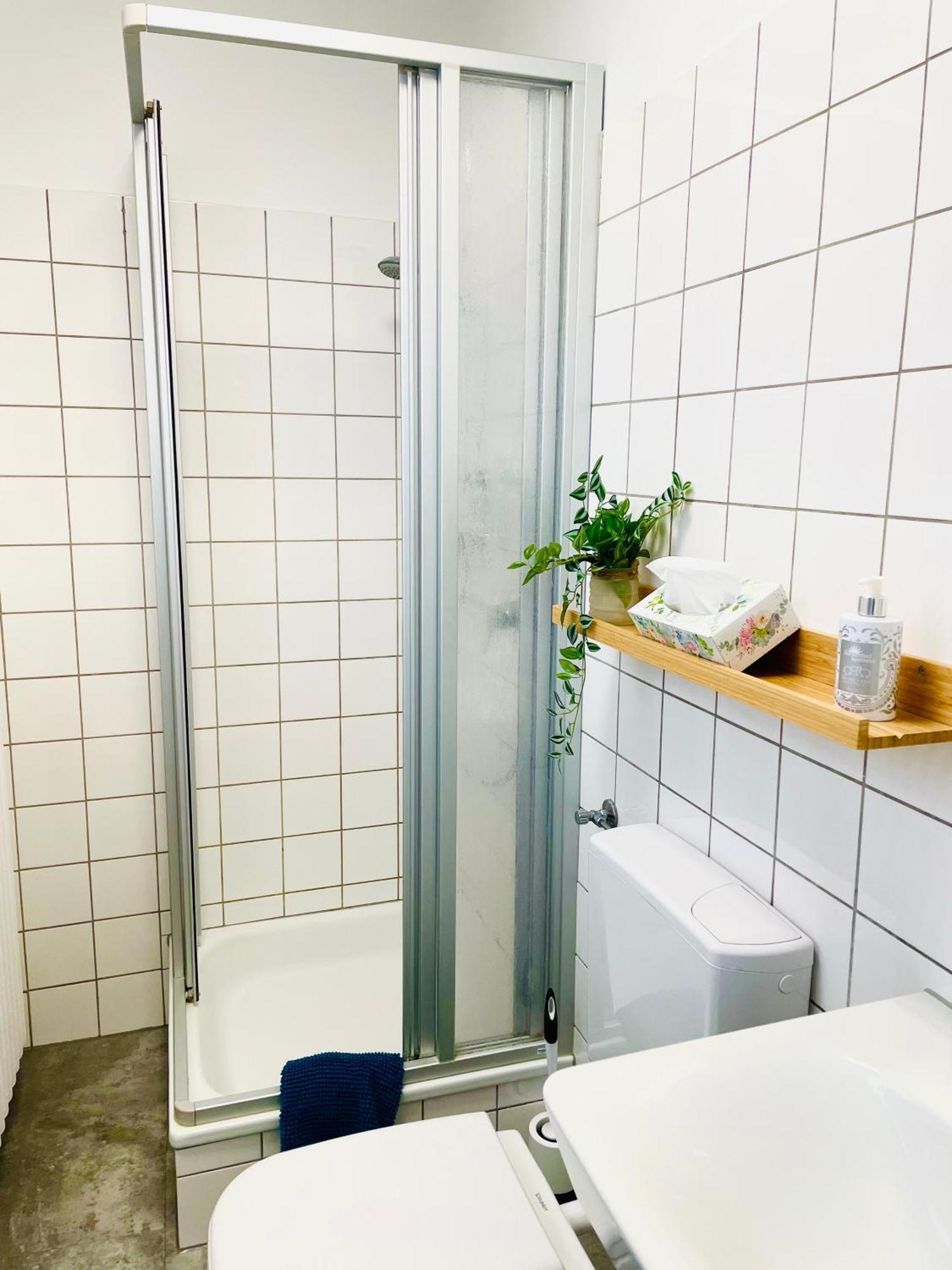 gemütliche Ferienwohnung am Ringpark Wurzburgo Exterior foto